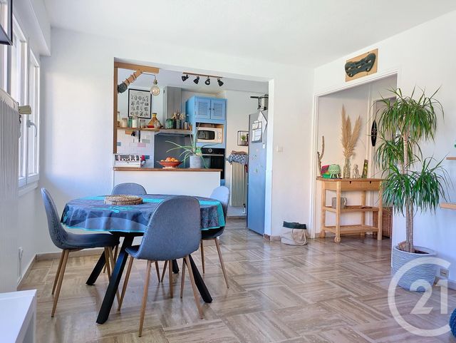 Appartement T3 à vendre - 3 pièces - 77,20 m2 - Marseille - 13008 - PROVENCE-ALPES-COTE-D-AZUR